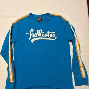 Vintage Y2K Hollister Malibu Classic ‘82 T-shirt Blue/Teal color